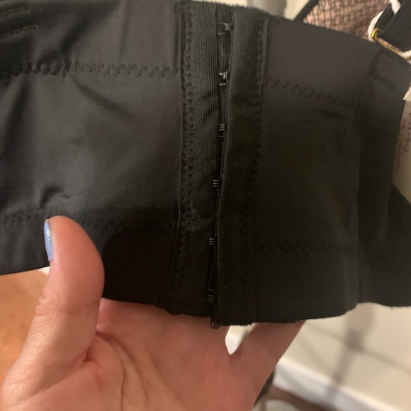 - NWOT Daisy Fuentes 40C - Picture 4 of 5